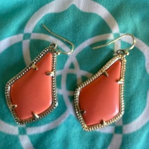 Kendra Scott Sophia drop coral and gold earrings